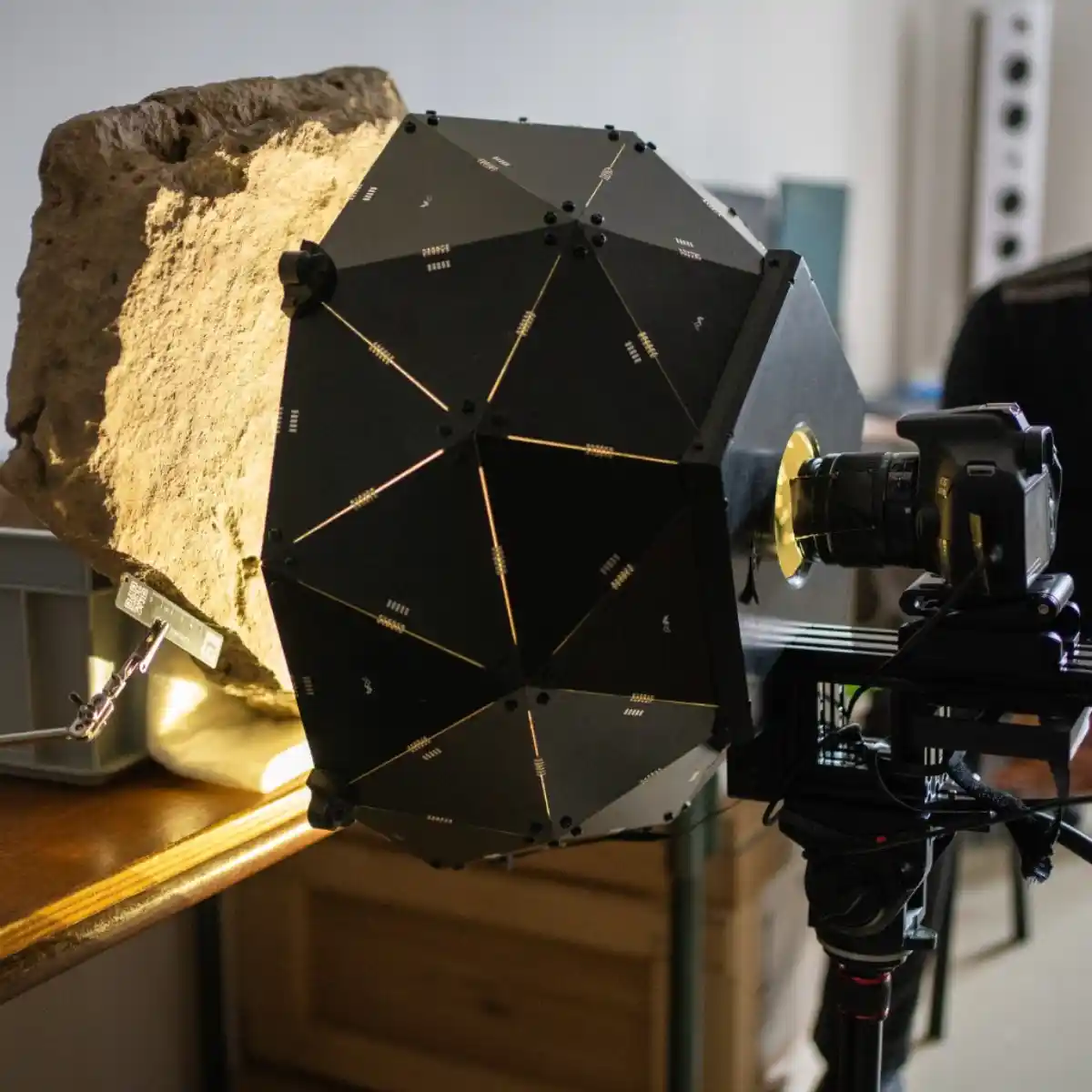 Prototype de scanner RTI pour acquisition en atelier